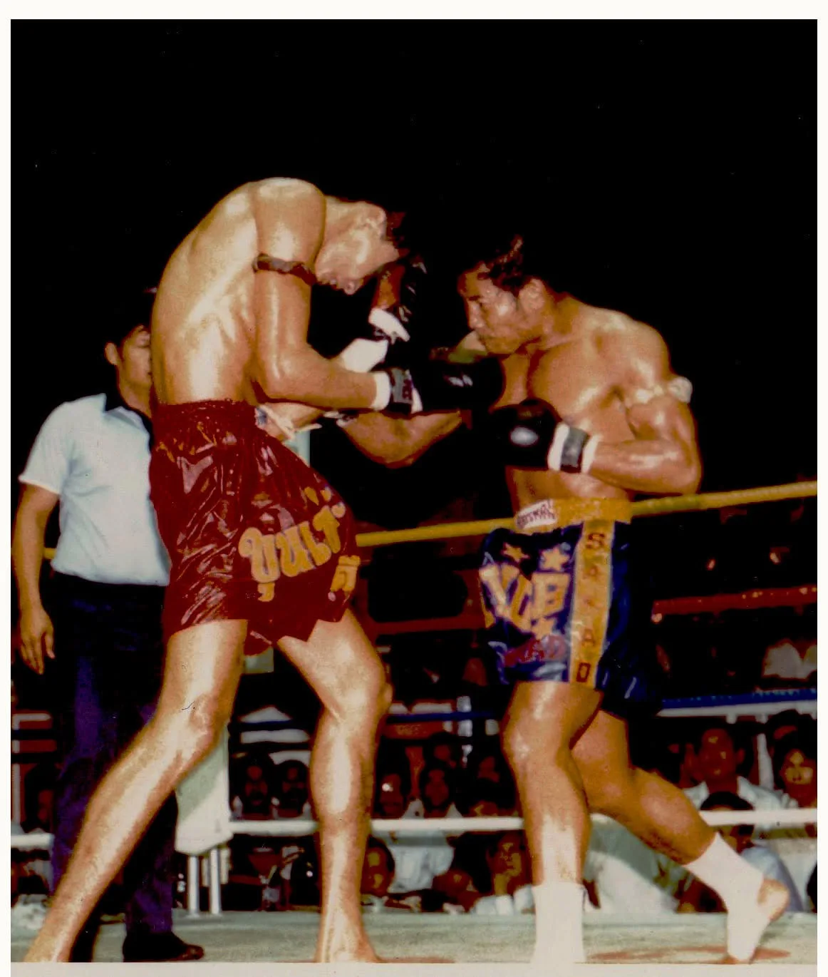 The disqualification of Big Samart put Sakad in line for a top fight against Dieselnoi.